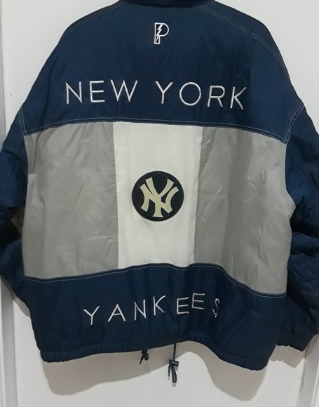 Mens NY Yankees jacket - Picture 2 of 4